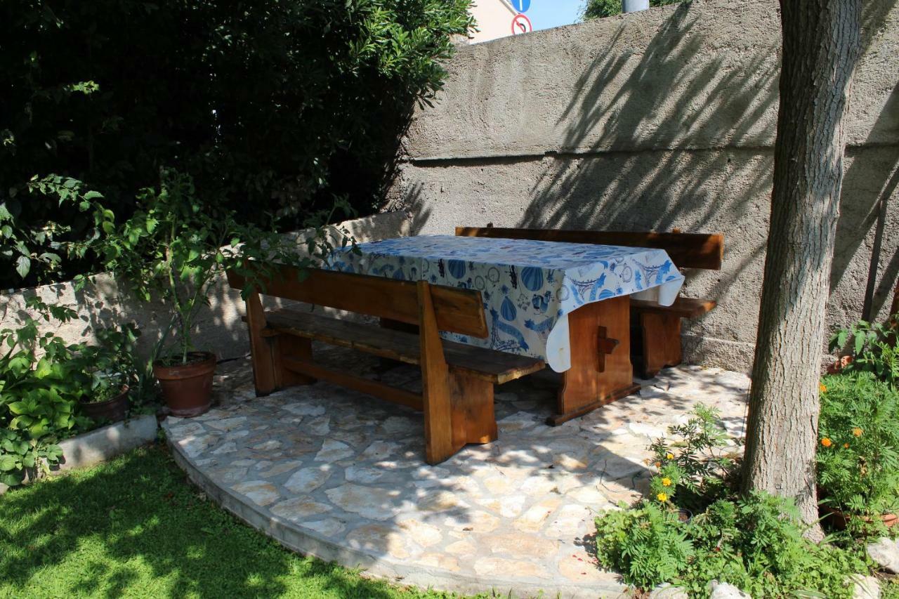 Apartman Samblic Krk Town Esterno foto